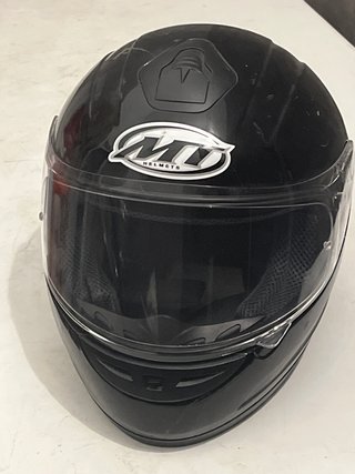 Casco de moto negro MT Helmets talla M