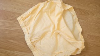 Blusa asimétrica amarilla talla única