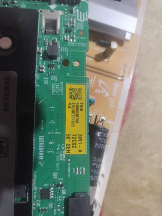 Placa TV Samsung  UE50AU7172
