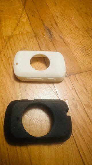Dos Fundas Garmin Edge 530 (Negra y Blanca)