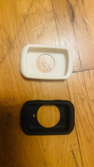 Dos Fundas Garmin Edge 530 (Negra y Blanca)