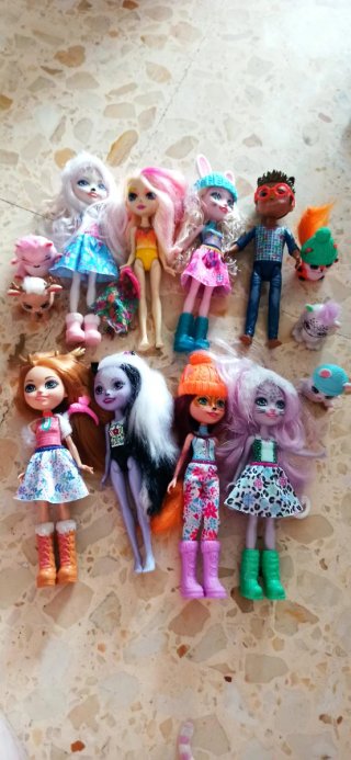 Muñecas Enchantimals y accesorios