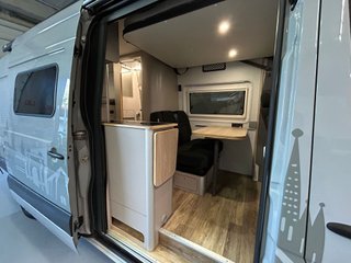 Mercedes-Benz Sprinter 2017 Camper