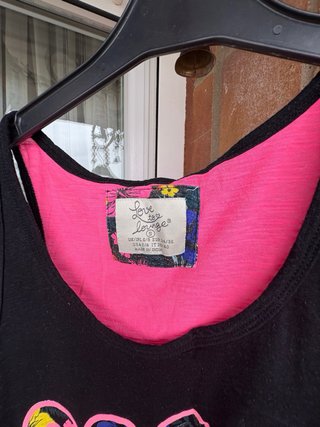 Top Love to Lounge S Negro y Rosa Flores