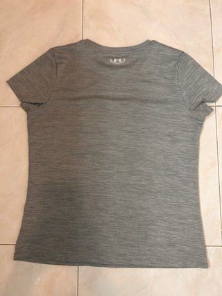 Camiseta Under Armour Talla L Gris
