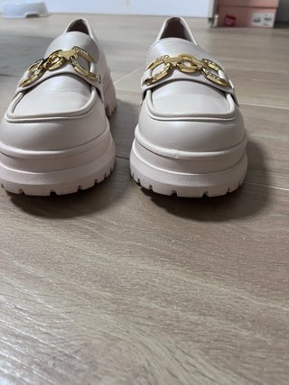 Mocasines beige talla 38 poco uso