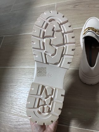Mocasines beige talla 38 poco uso