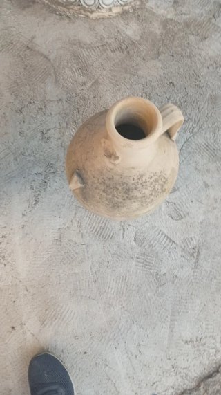 Cántaro de cerámica antiguo