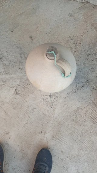 Cántaro de cerámica antiguo