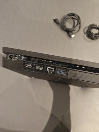 PS4 Slim Negra