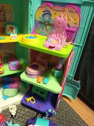 Casa de Muñecas Gabby's Dollhouse Completa
