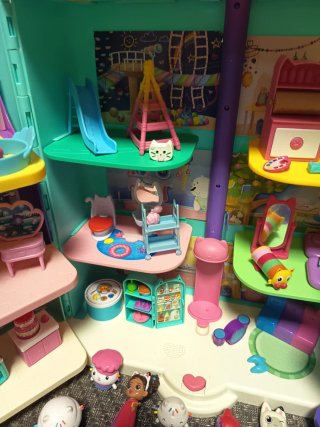 Casa de Muñecas Gabby's Dollhouse Completa