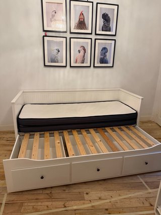 Diván IKEA HEMNES con 2 colchones