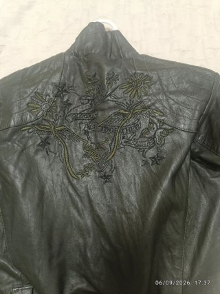 Abrigo de piel verde militar