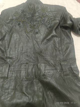 Abrigo de piel verde militar