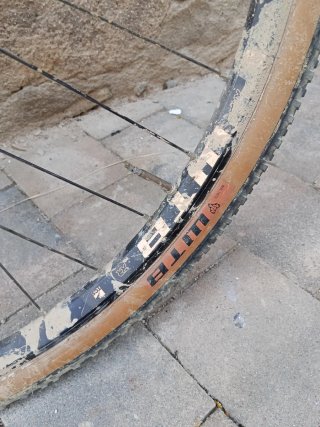 Gravel Ghost Fire Road Rage LC