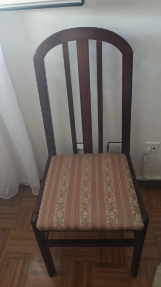 6 Sillas Madera Castaño + 2 Regalo
