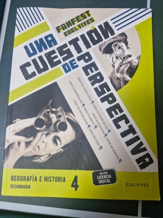 Lote de libros de texto Edelvives de 4Eso