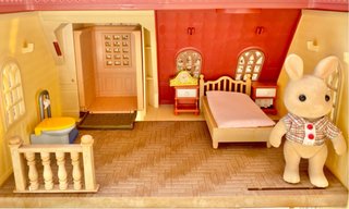 Casa Sylvanian Families Torreón- ascensor y famili