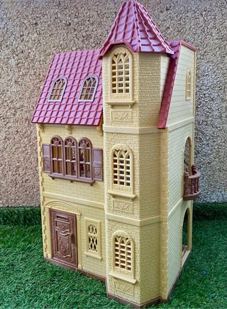 Casa Sylvanian Families Torreón- ascensor y famili