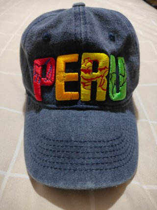 Gorra PERU Bordada Multicolor