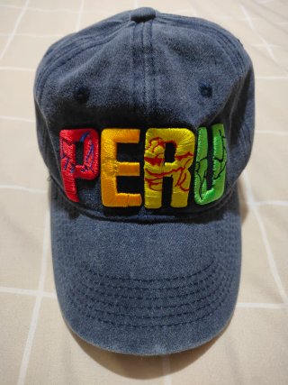Gorra PERU Bordada Multicolor