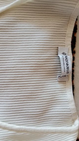 Camisa Stradivarius manga larga blanca