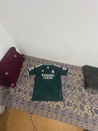 Camiseta Real Madrid MBAPPE #10 (talla M)