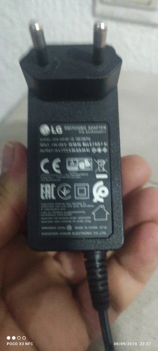 Cargador LG V19=0.84A ADS-25FSF-18