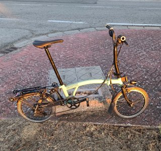 Bicicleta Brompton black edition 6v