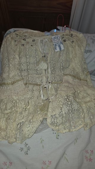 Vestido de verano beige y dorado talla única
