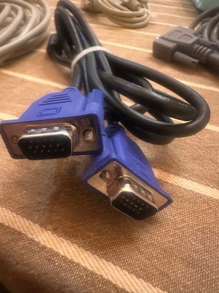 Lote cables VGA + adaptador DVI-I a VGA