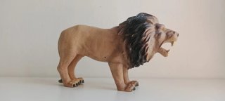 León de juguete