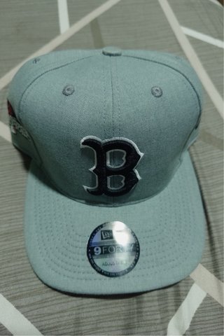 En venta gorras