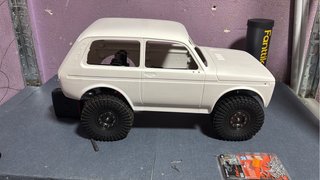 Carrocería Lada Niva 285mm