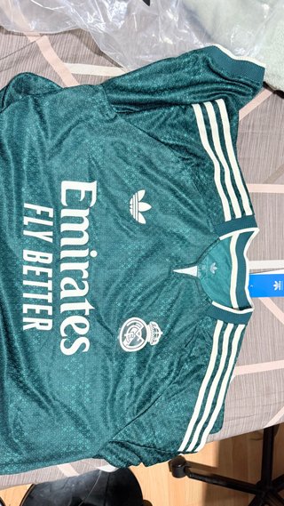 Camisa REAL MADRID Adidas Verde y Blanca