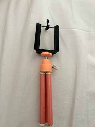 Trípode para móvil color coral