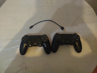 PS4 Slim 500GB+2 mandos+juegos+Spiderman GRATIS