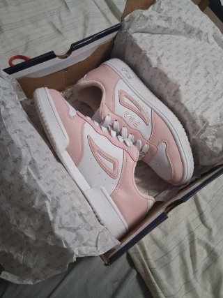 Zapatillas Fila Mujer Rosa y Blanco