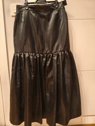 Falda larga fiesta negra artesanal