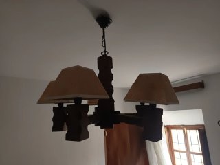 Lámpara de madera rústica. Leds incluidos