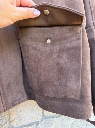 Cazadora Zara efecto ante marrón