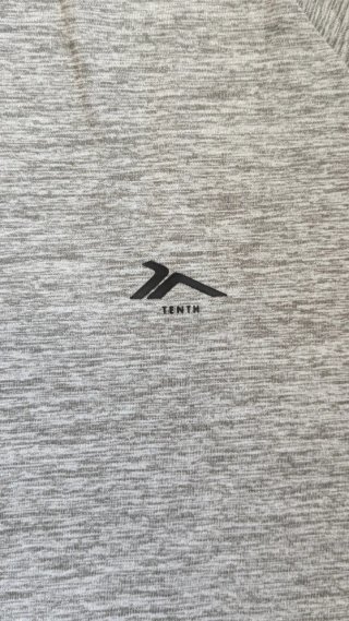 Camiseta deporte gris manga corta Tenth