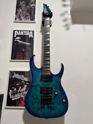 Guitarra Eléctrica Ibanez GRGR221PA (Descripción)