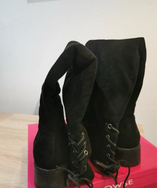 Botas altas negras