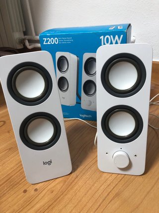 Altavoces Logitech Z200 10W