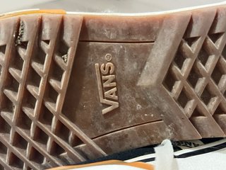 Zapatillas Vans.