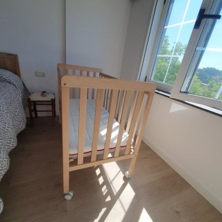 Cuna Micuna madera + colchón