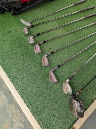 Set Palos Golf Dunlop + Driver Acer Diestro