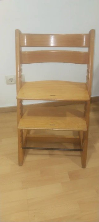 Trona Stokke y accesorios